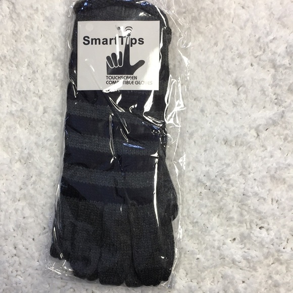 SmartTips Touchscreen Compatible Gloves-Grey/Black - Picture 1 of 2